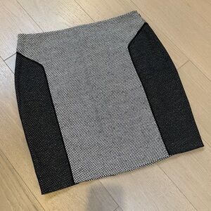 NWT DKNY Women’s Geometric Pattern Pencil Skirt